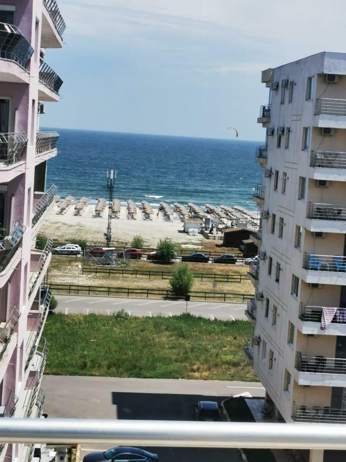 Imperial Penthouse Summerland Apartment Mamaia Exterior photo